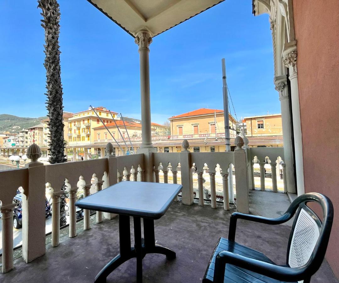 Hotel Doria Chiavari Exterior photo
