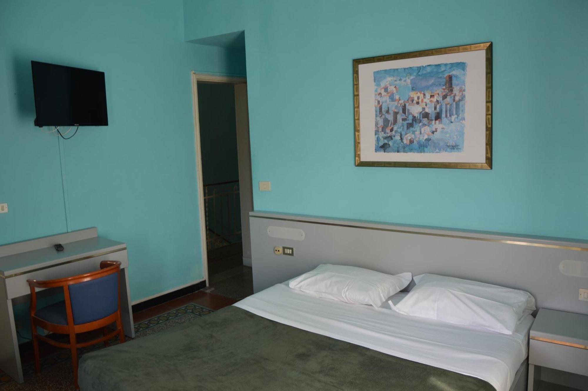 Hotel Doria Chiavari Exterior photo